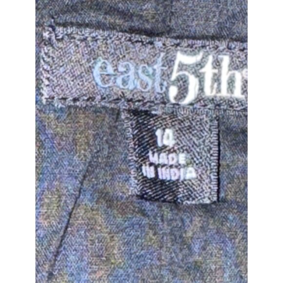 East 5th Black A-Line Skirt With White Embroidered Floral Design Size 14 - Picture 3 of 11